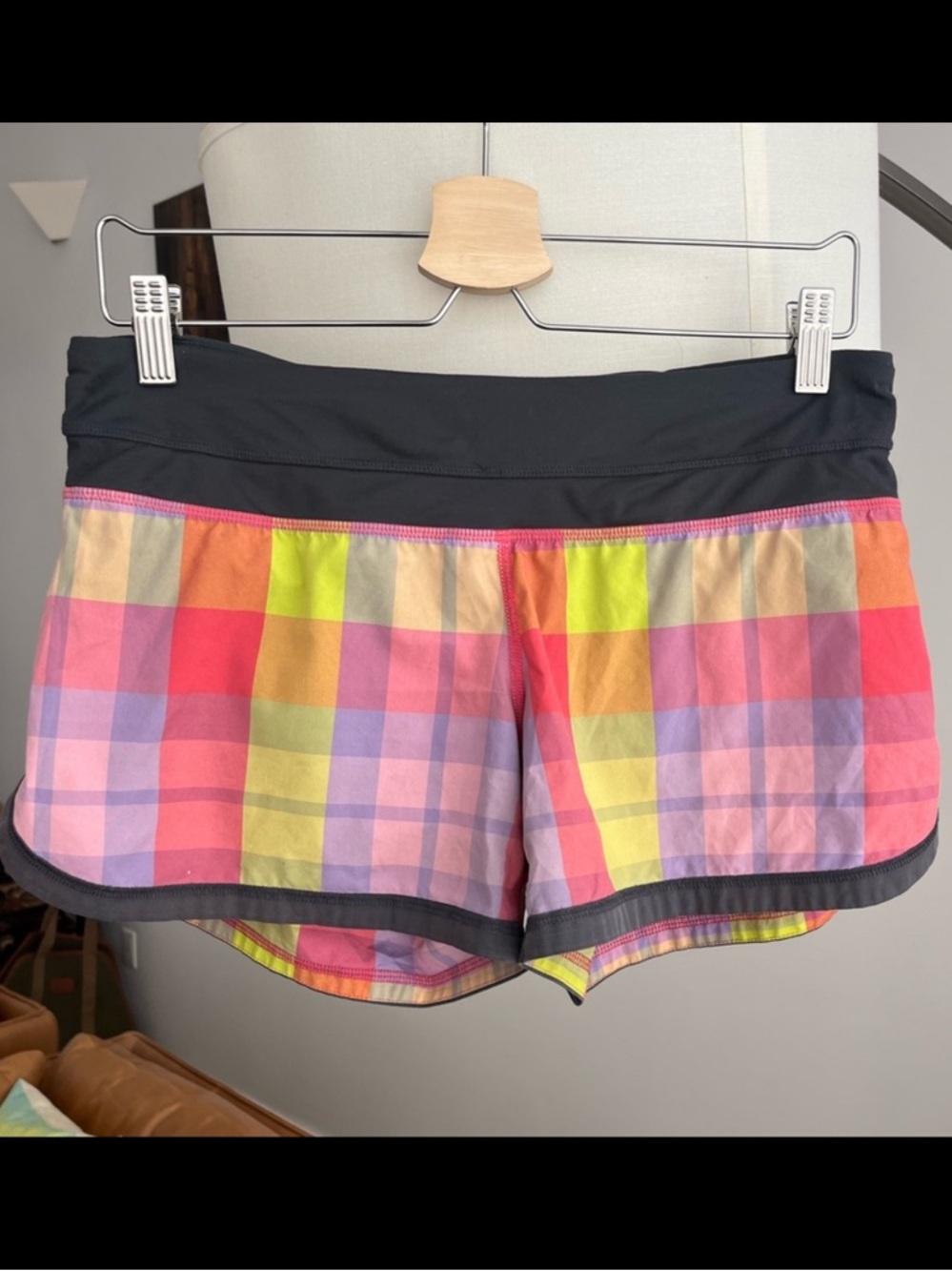 Lululemon Groovy Run Shorts